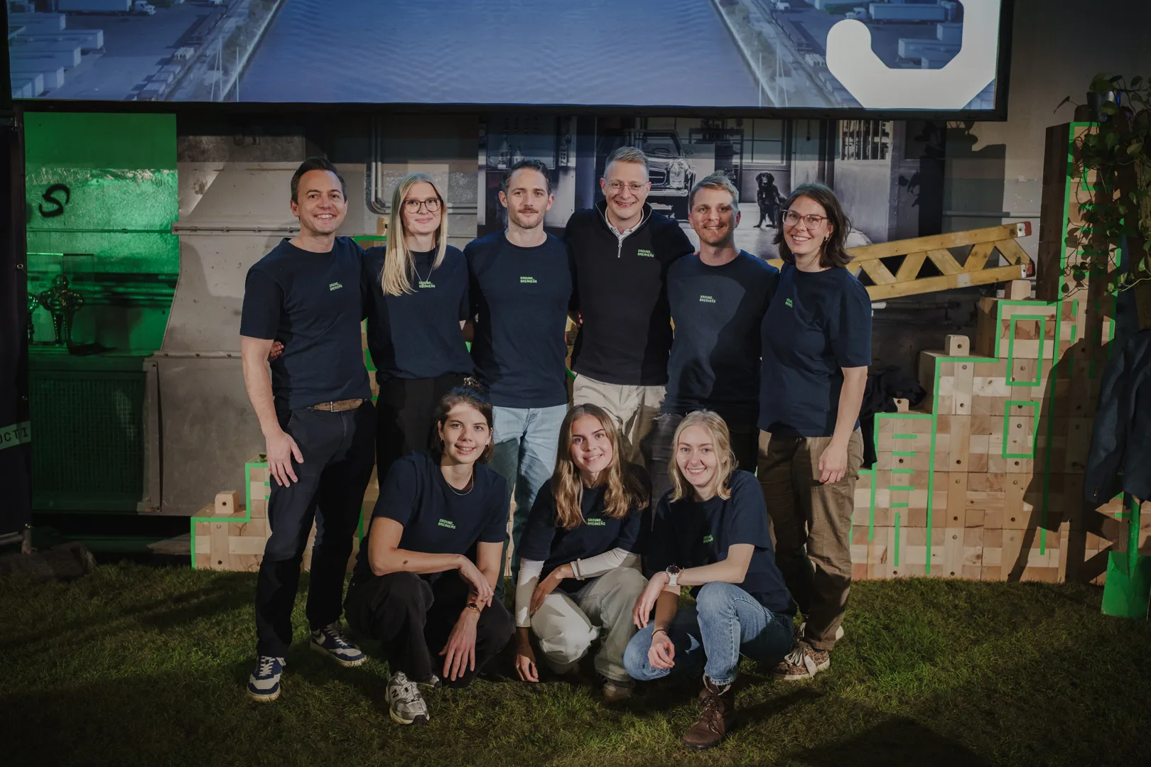Das GROUNDBREAKERS-Team beim Summit 2025