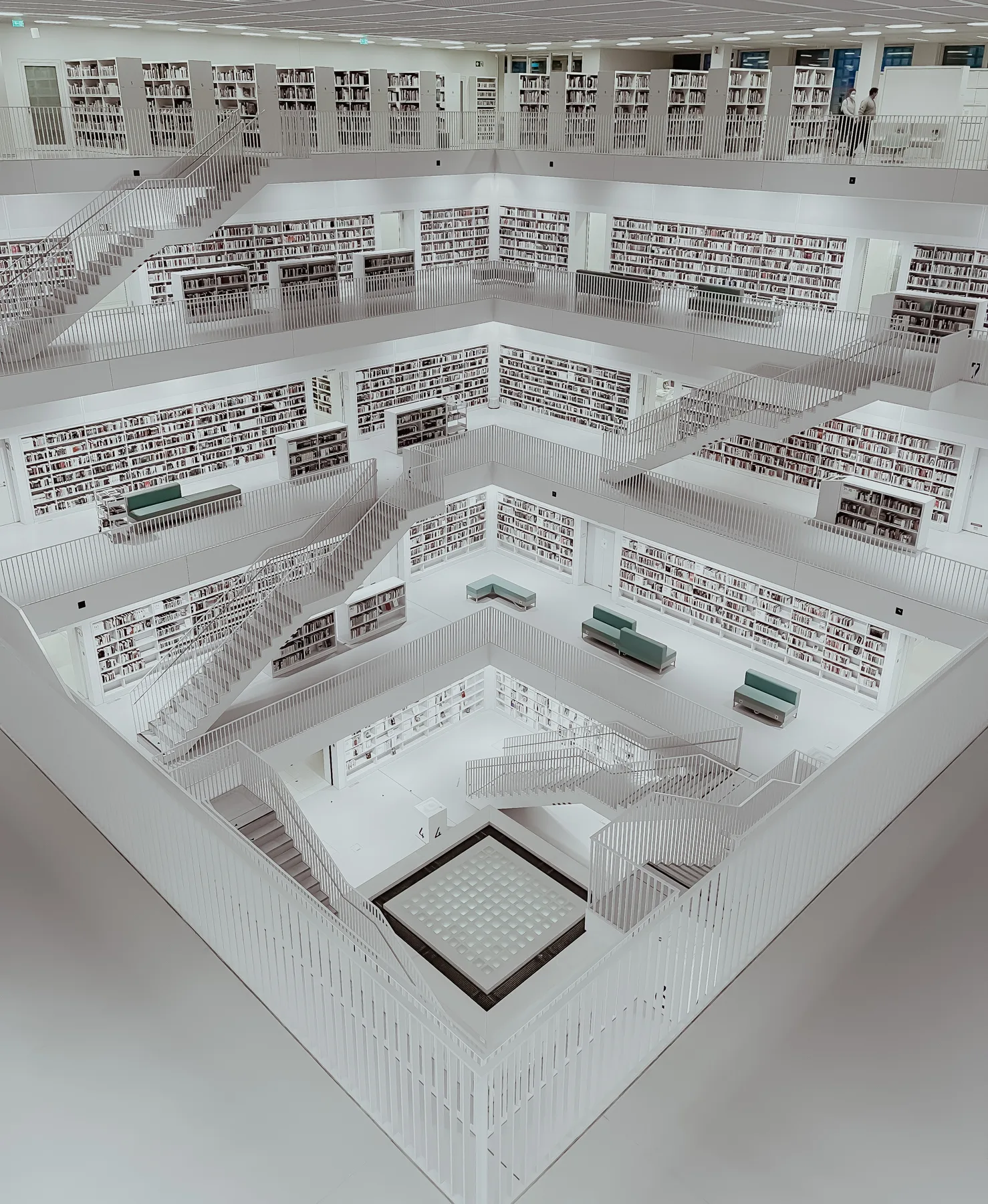 Stadtbibliothek Stuttgart von innen