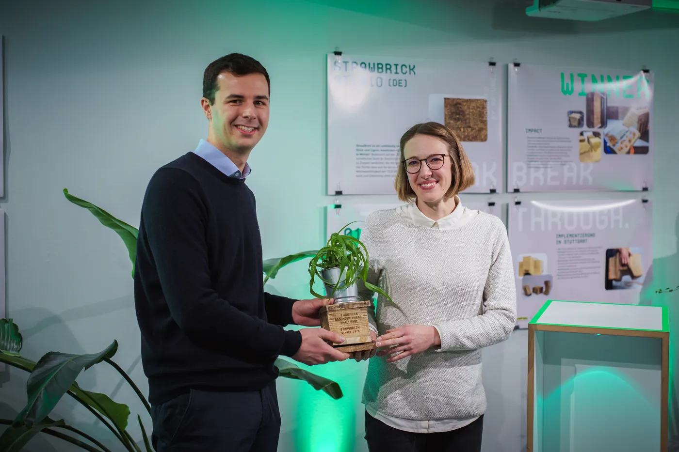 Das StrawBrick-Team bei der Preisverleihung der European GROUNDBREAKERS Challenge